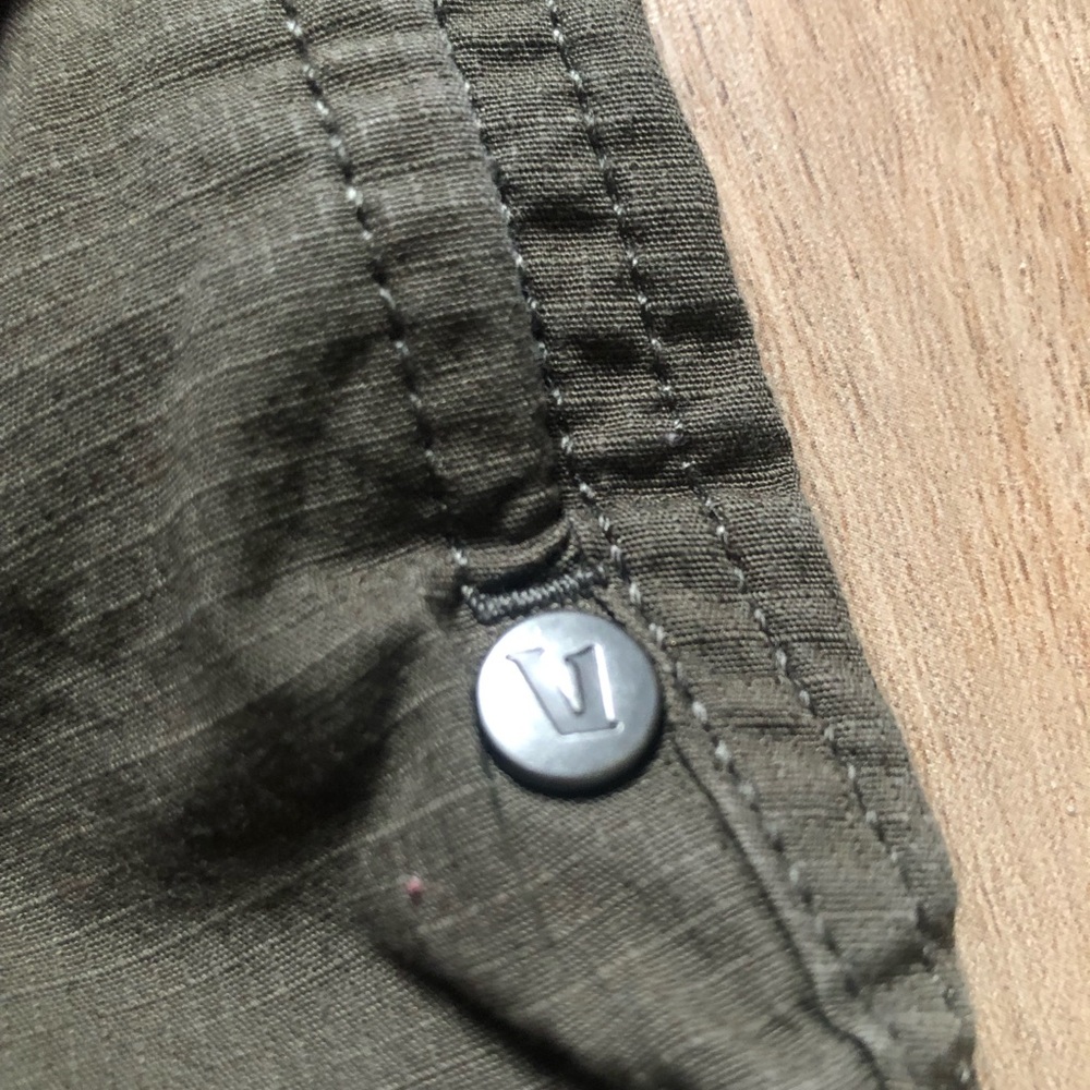 Vuori Olive Drawstring Waist Pant Detail